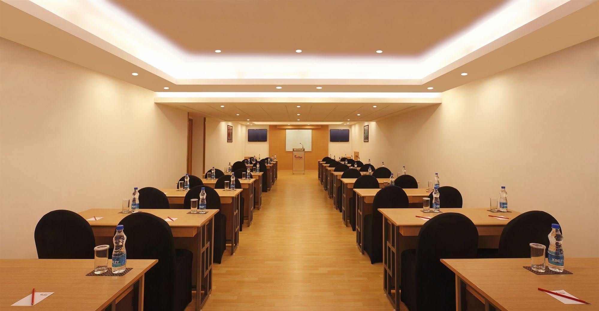 Red Fox By Lemon Tree Hotels, Delhi Airport New Delhi