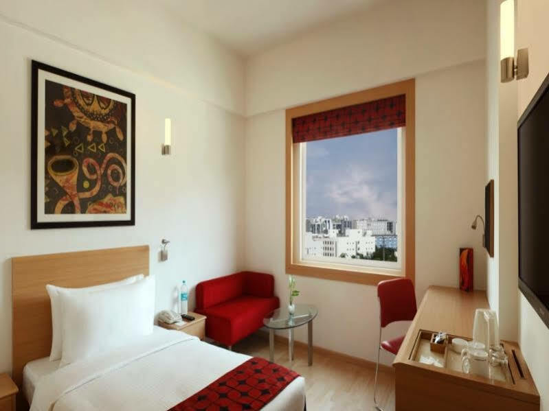 Red Fox By Lemon Tree Hotels, Delhi Airport Hotel New Delhi